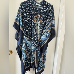 3for$15😍 Floral Mandala Blue and Gold Kimono